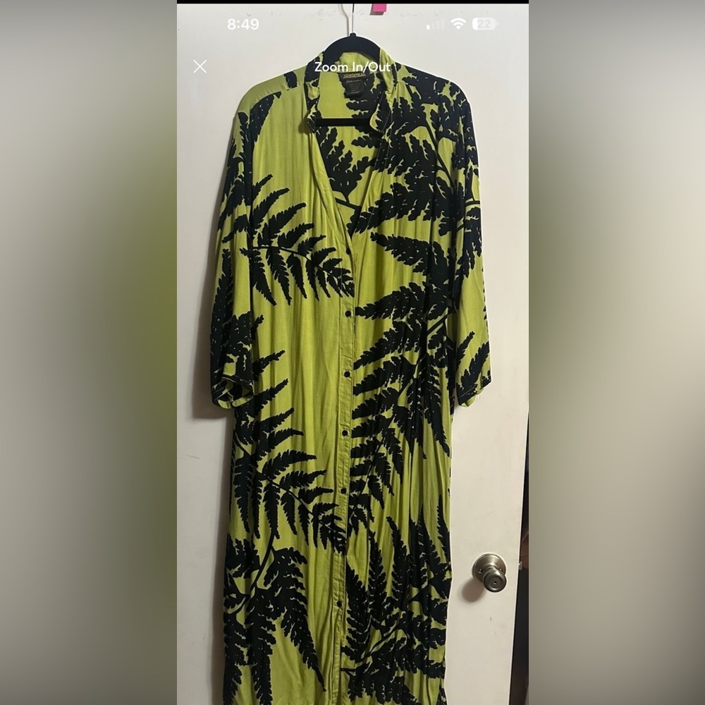 Aloha All Day Brand Marcella Green and Black Fern Print Long Sleeve Dress. NWOT